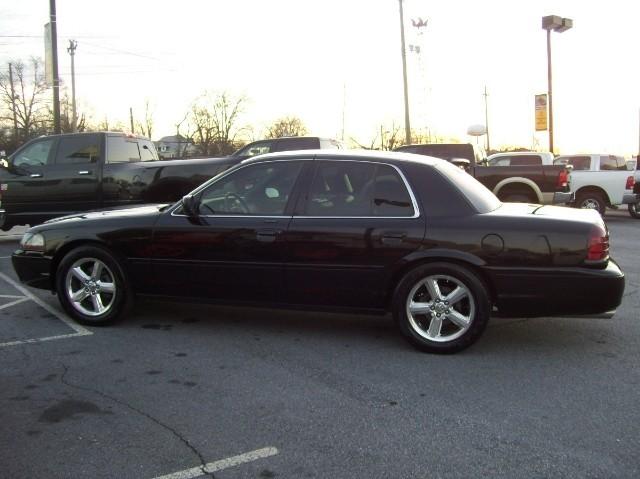 Mercury Marauder 2003 photo 2