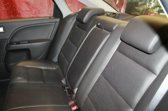 Mercury Montego 2005 photo 8