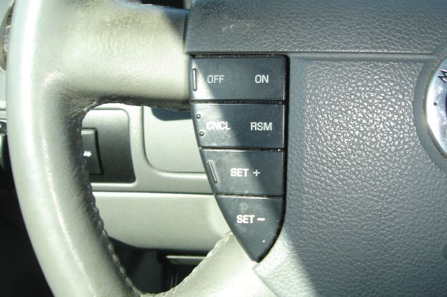 Mercury Montego 2005 photo 9