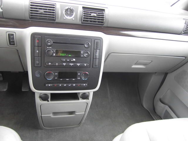 Mercury Monterey 2004 photo 11