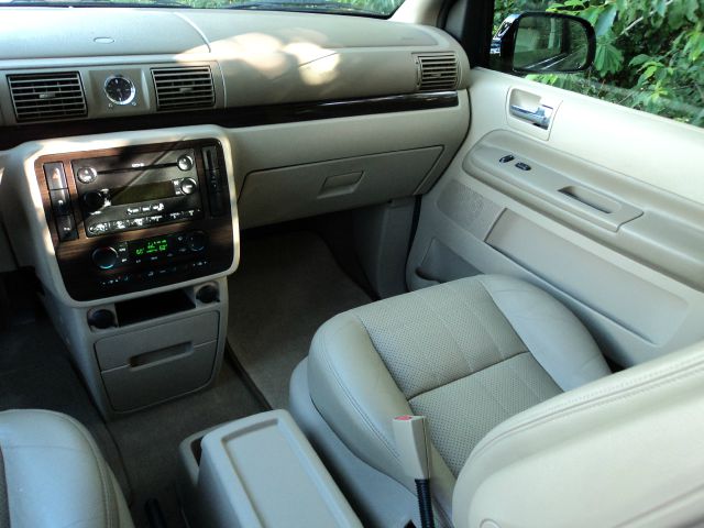 Mercury Monterey 2004 photo 31