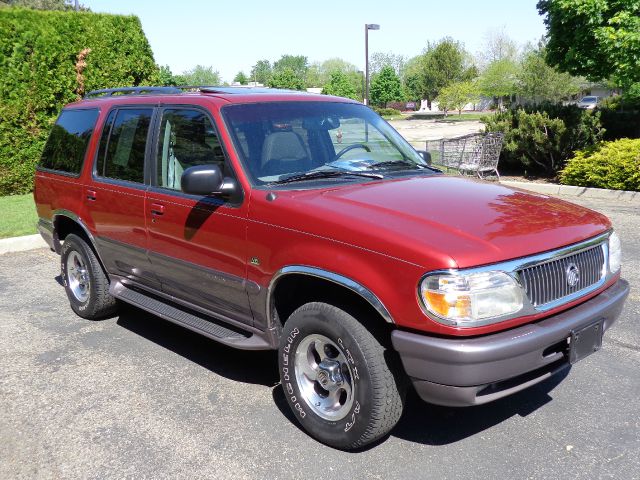 Mercury Mountaineer 1997 photo 3