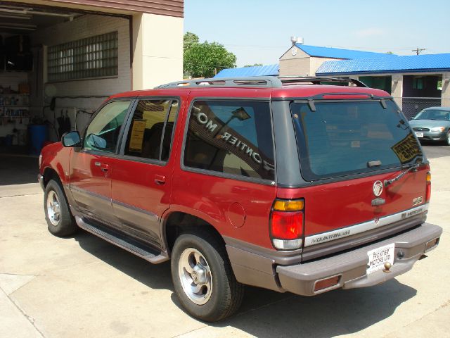 Mercury Mountaineer 1997 photo 1