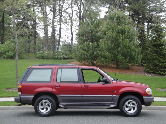 Mercury Mountaineer 1997 photo 8