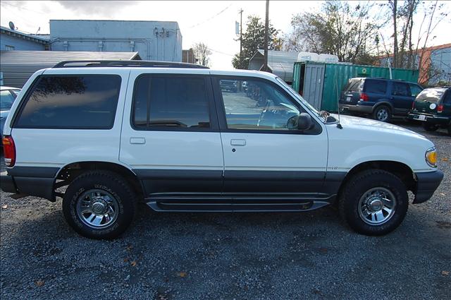 Mercury Mountaineer 1998 photo 1