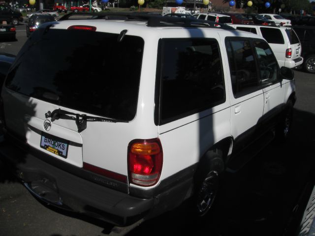 Mercury Mountaineer 1998 photo 2