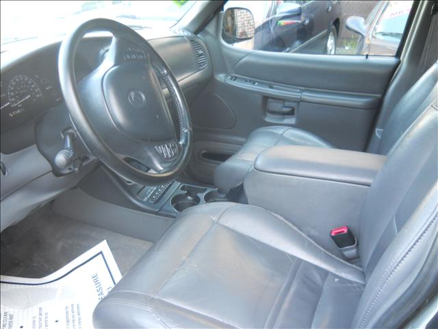 Mercury Mountaineer 1999 photo 3