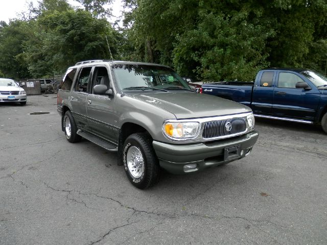 Mercury Mountaineer 2000 photo 3