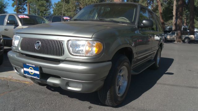 Mercury Mountaineer 2000 photo 1