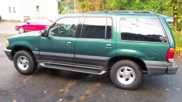 Mercury Mountaineer 2000 photo 4