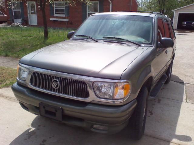 Mercury Mountaineer 2000 photo 4