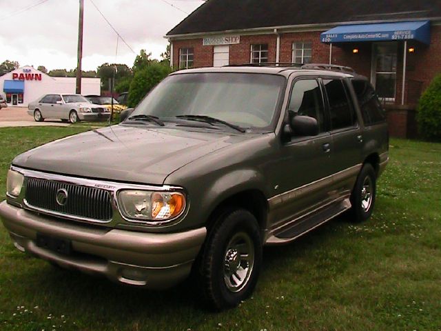 Mercury Mountaineer 2000 photo 1