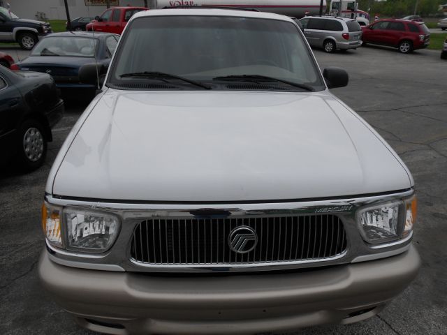 Mercury Mountaineer 2000 photo 5