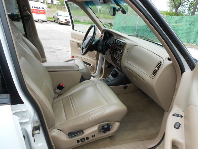 Mercury Mountaineer 2000 photo 9