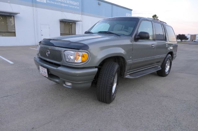 Mercury Mountaineer 2000 photo 3