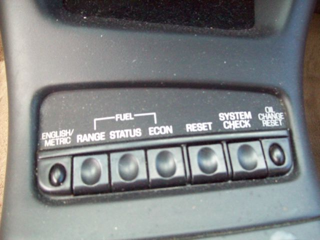 Mercury Mountaineer 2000 photo 2