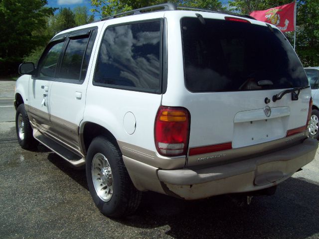 Mercury Mountaineer 2000 photo 3