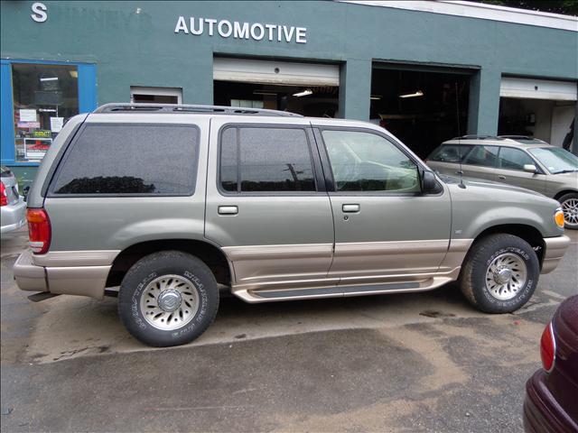 Mercury Mountaineer 2001 photo 1