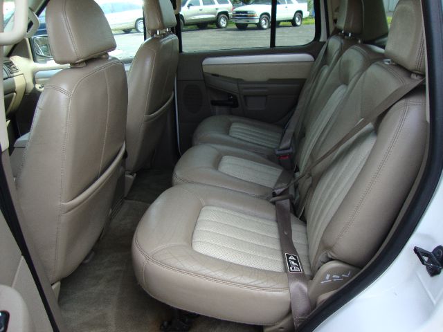 Mercury Mountaineer 2002 photo 29