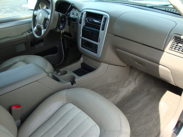 Mercury Mountaineer 2002 photo 30