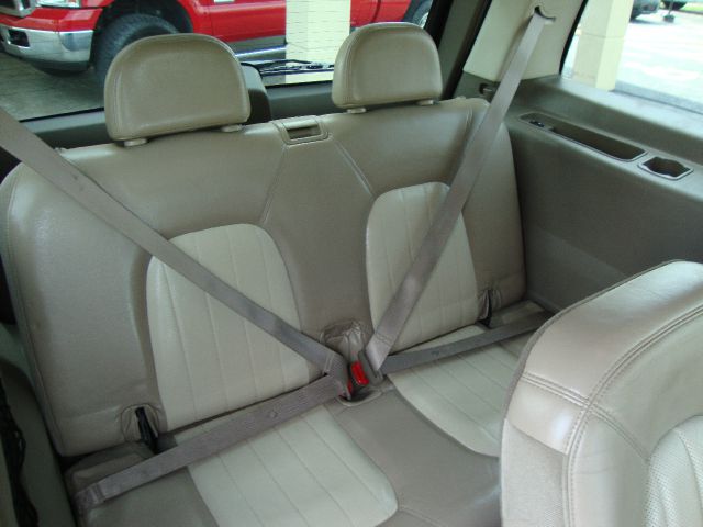 Mercury Mountaineer 2002 photo 4