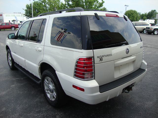 Mercury Mountaineer 2002 photo 7