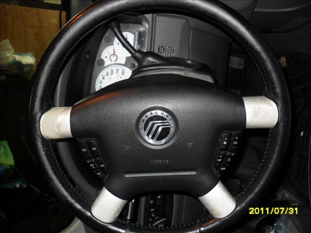 Mercury Mountaineer 2002 photo 2