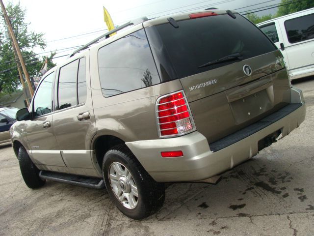 Mercury Mountaineer 2002 photo 3