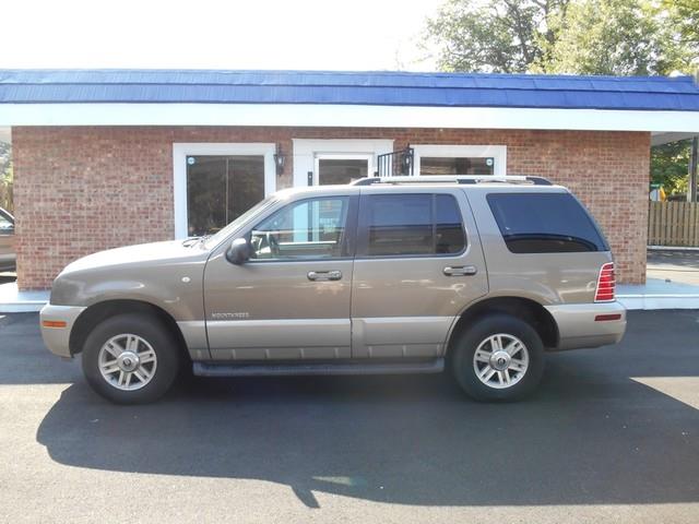 Mercury Mountaineer 2002 photo 1