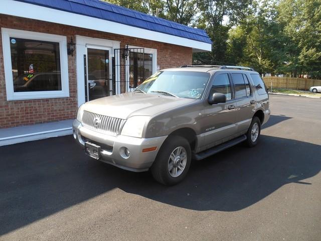 Mercury Mountaineer 2002 photo 2