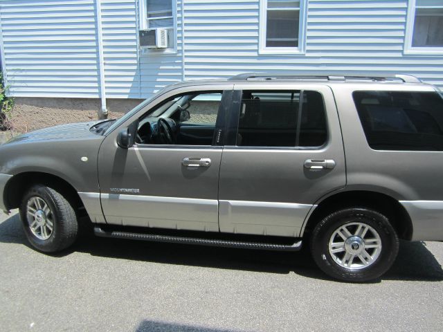 Mercury Mountaineer 2002 photo 10