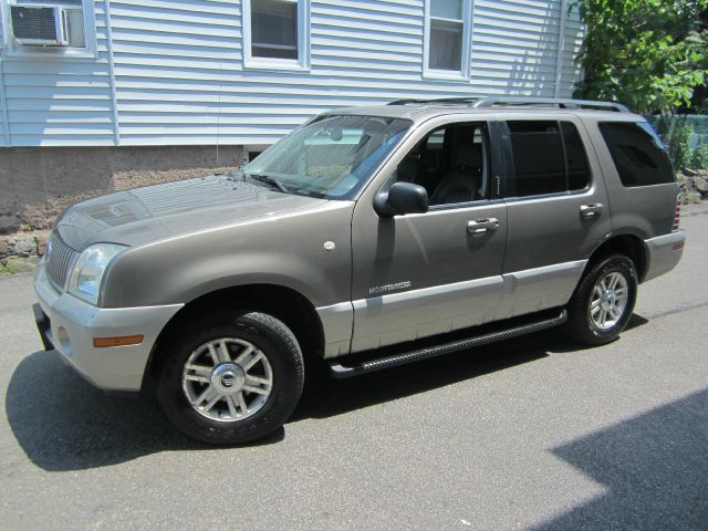 Mercury Mountaineer 2002 photo 8