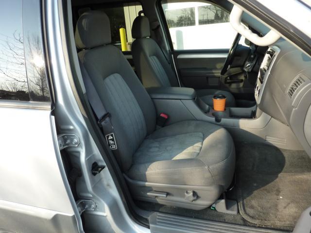 Mercury Mountaineer 2002 photo 4