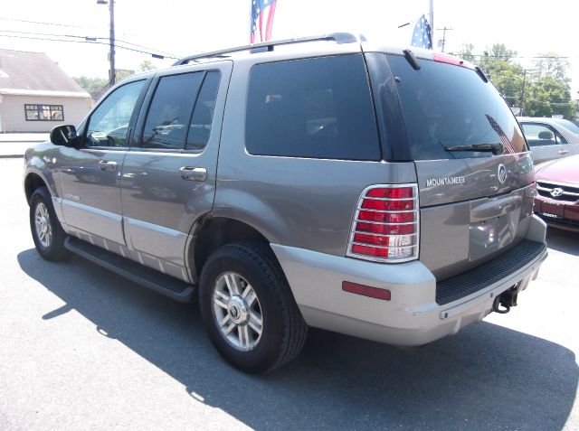 Mercury Mountaineer 2002 photo 1