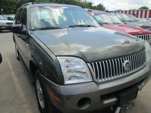 Mercury Mountaineer 4wd SUV