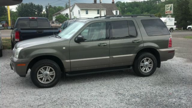 Mercury Mountaineer Crome SUV