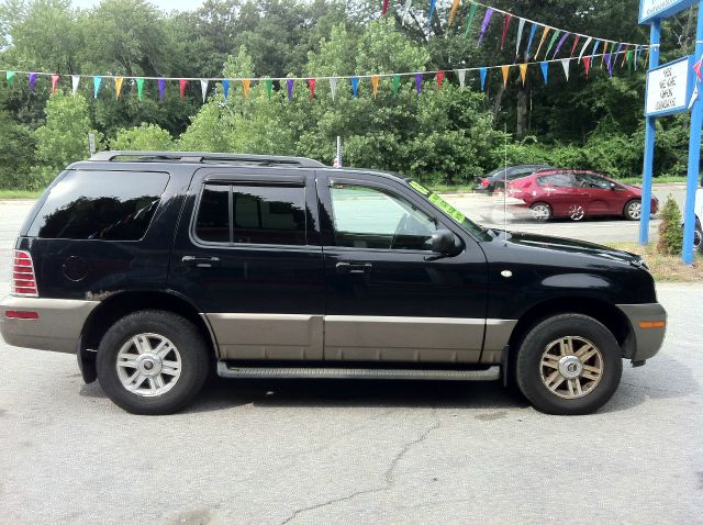 Mercury Mountaineer 2003 photo 0