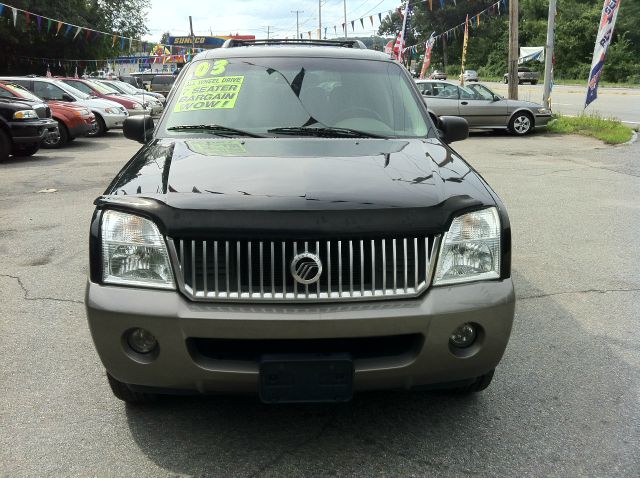 Mercury Mountaineer 2003 photo 2