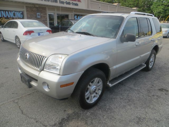 Mercury Mountaineer Touring Signature Sedan 4D SUV