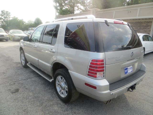 Mercury Mountaineer 2003 photo 1