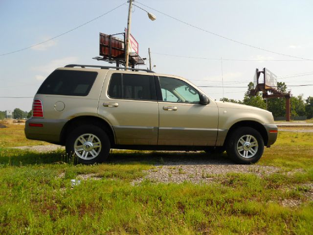 Mercury Mountaineer 2003 photo 3