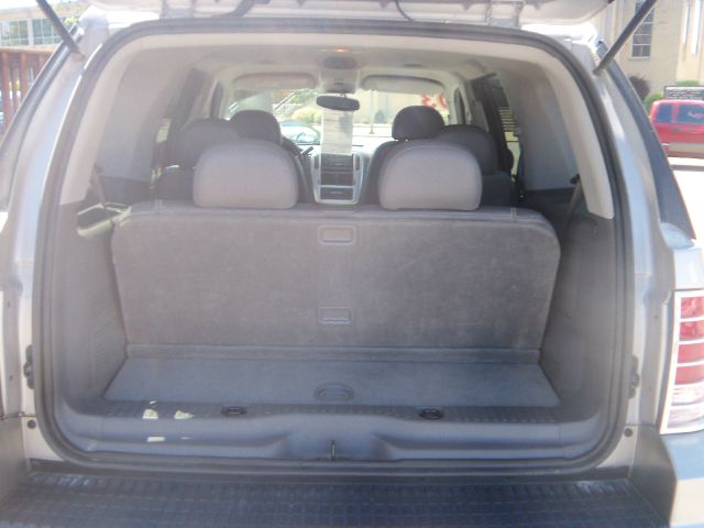 Mercury Mountaineer 2003 photo 3