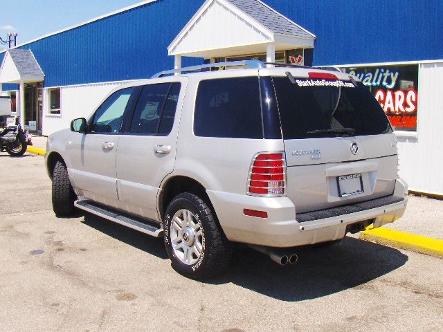 Mercury Mountaineer 2003 photo 1