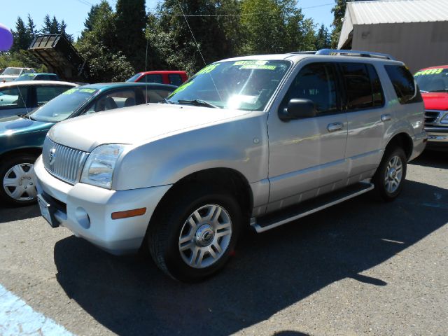 Mercury Mountaineer 2003 photo 2