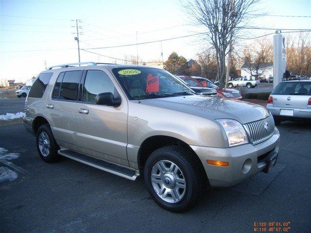 Mercury Mountaineer GLS PZEV Sport Utility