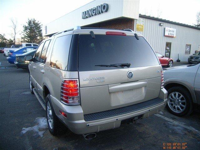 Mercury Mountaineer 2004 photo 5