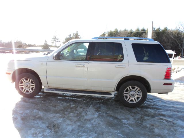 Mercury Mountaineer 2004 photo 4