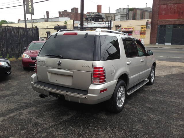 Mercury Mountaineer 2004 photo 12