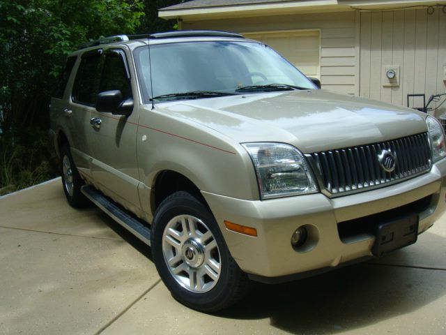 Mercury Mountaineer 2004 photo 9