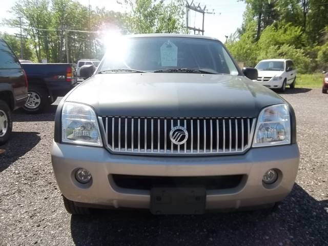 Mercury Mountaineer 2004 photo 1